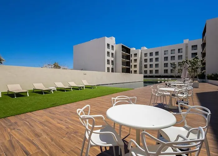 Spacious With Private Washer/dryer, Views, And Shared Pool * Cabo San Lucas