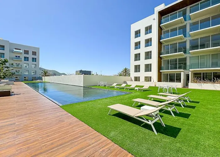 Spacious With Private Washer/dryer, Views, And Shared Pool * Cabo San Lucas
