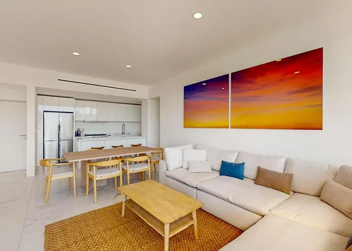 Ferienhaus Spacious With Private Washer/dryer, Views, And Shared Pool Cabo San Lucas